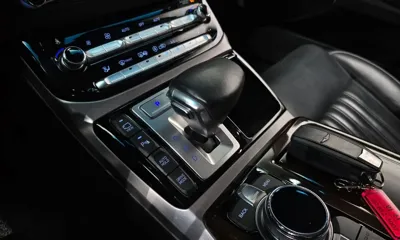 Genesis EQ900