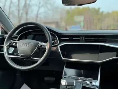 Audi A7L