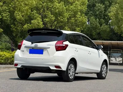 Toyota Yaris L