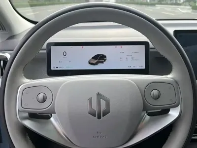 Leapmotor 零跑B01