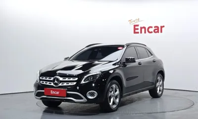 Mercedes-Benz GLA-Class