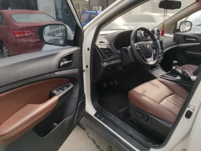 BYD S7