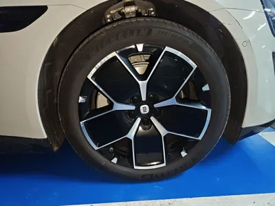 Xiaomi Auto SU7