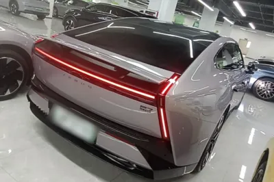 Xpeng P7