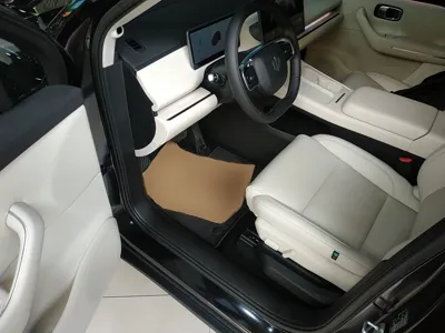 Leapmotor C16