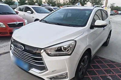 JAC Group Refine S2