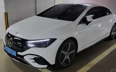 Mercedes-Benz EQE