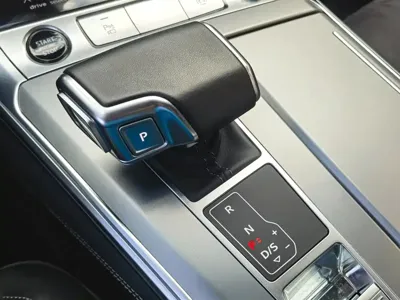 Audi A7L