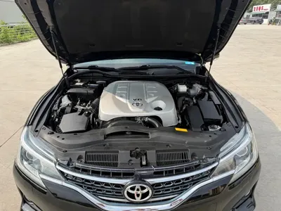 Toyota Reiz