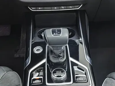 Hongqi Hongqi HS5
