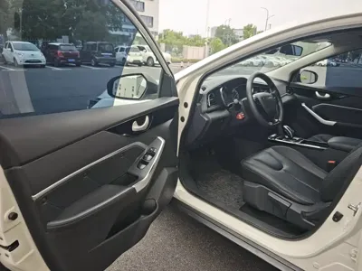 Venucia D60 EV