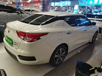 Nissan Bluebird