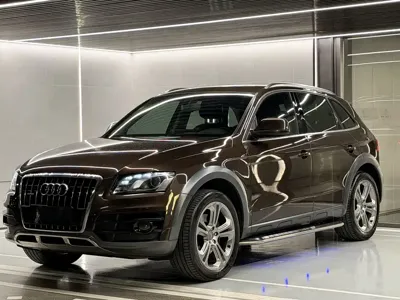 Audi Q5 (Import)