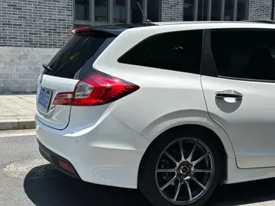 Honda Jade