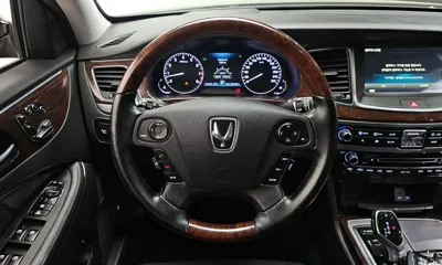 Hyundai Equus