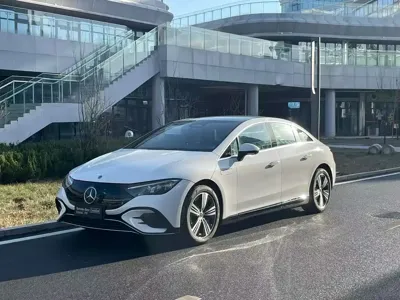 Mercedes-Benz EQE