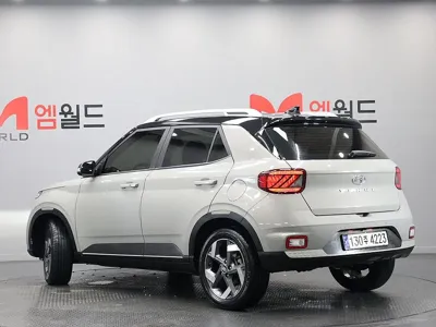 Hyundai Venue
