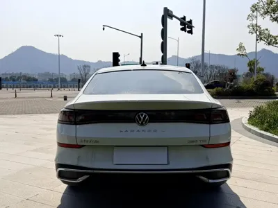 Volkswagen Lamando