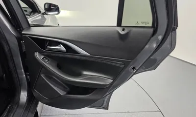 Infiniti Q30