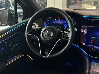 Mercedes-Benz EQS SUV
