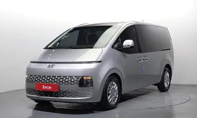 Hyundai Staria