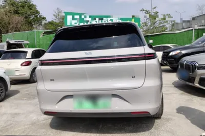 Li Auto L6