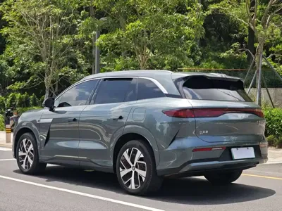 BYD 唐L