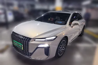 Roewe M7 DMH