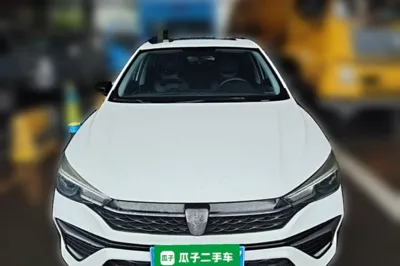 Roewe i5