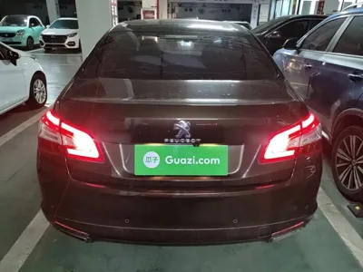 Peugeot 408