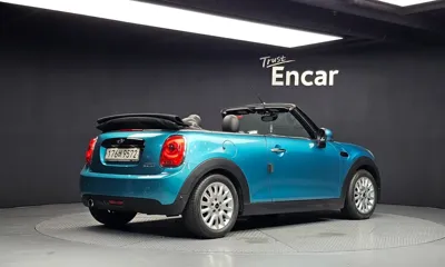 MINI Cooper Convertible