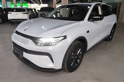 Leapmotor C11