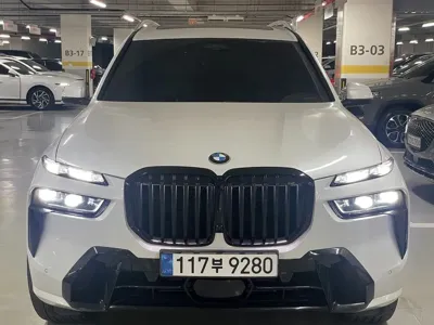 BMW X7