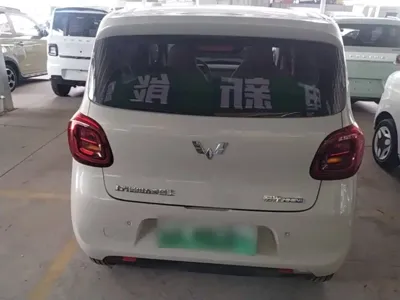 Wuling MINIEV