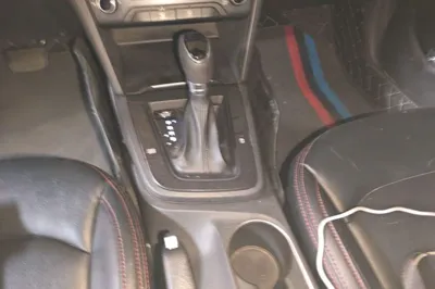 Hyundai Elantra (6th Generation