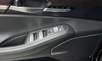 Genesis EQ900