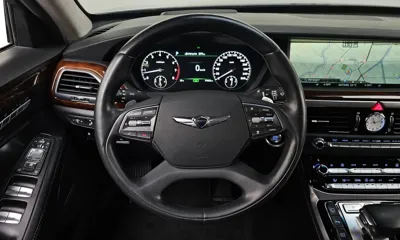 Genesis EQ900
