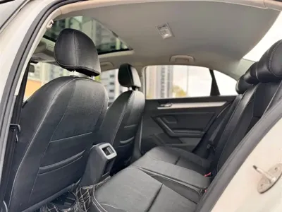 Volkswagen Lamando