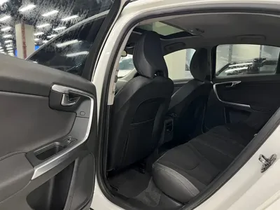 Volvo S60 (Import)