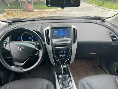 Luxgen U6