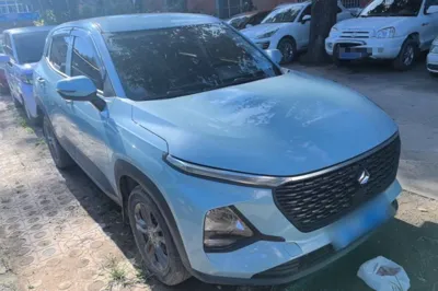 Baojun RS-3