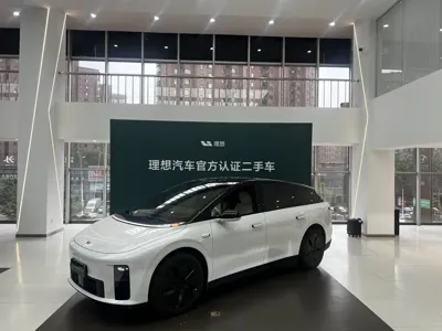 Li Auto 理想i6
