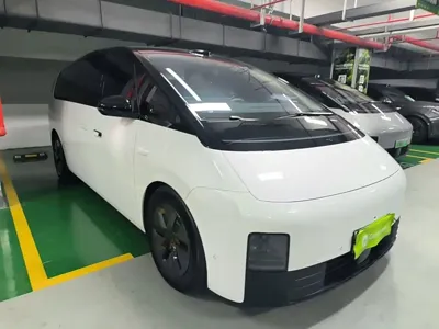 Li Auto Li MEGA