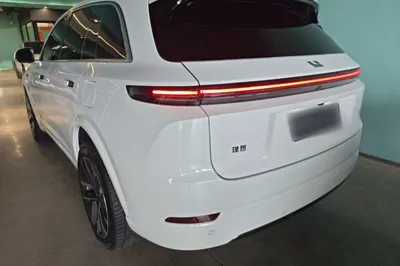Li Auto L7