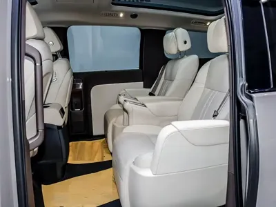 Li Auto Li MEGA