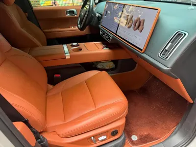 Li Auto Li L6