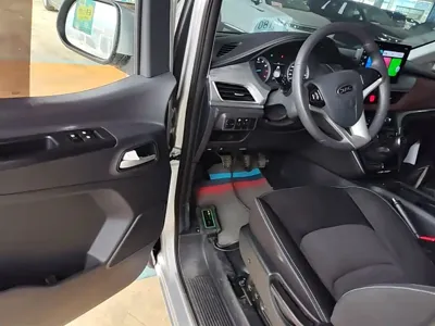 JAC Refine Refine M3