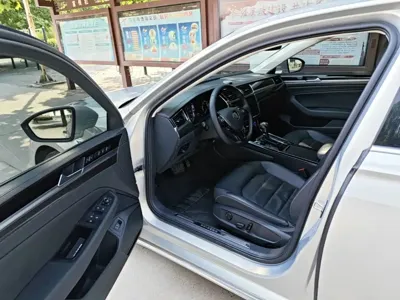 Volkswagen Phideon