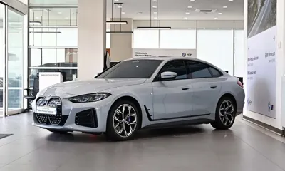 BMW i4