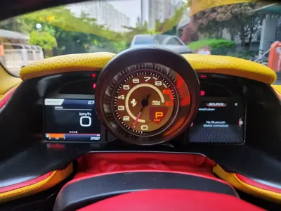 Ferrari 812
